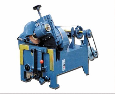 東臺木工機械 旋切機、帶鋸跑車與磨鋸機的專業應用與建筑機械發展